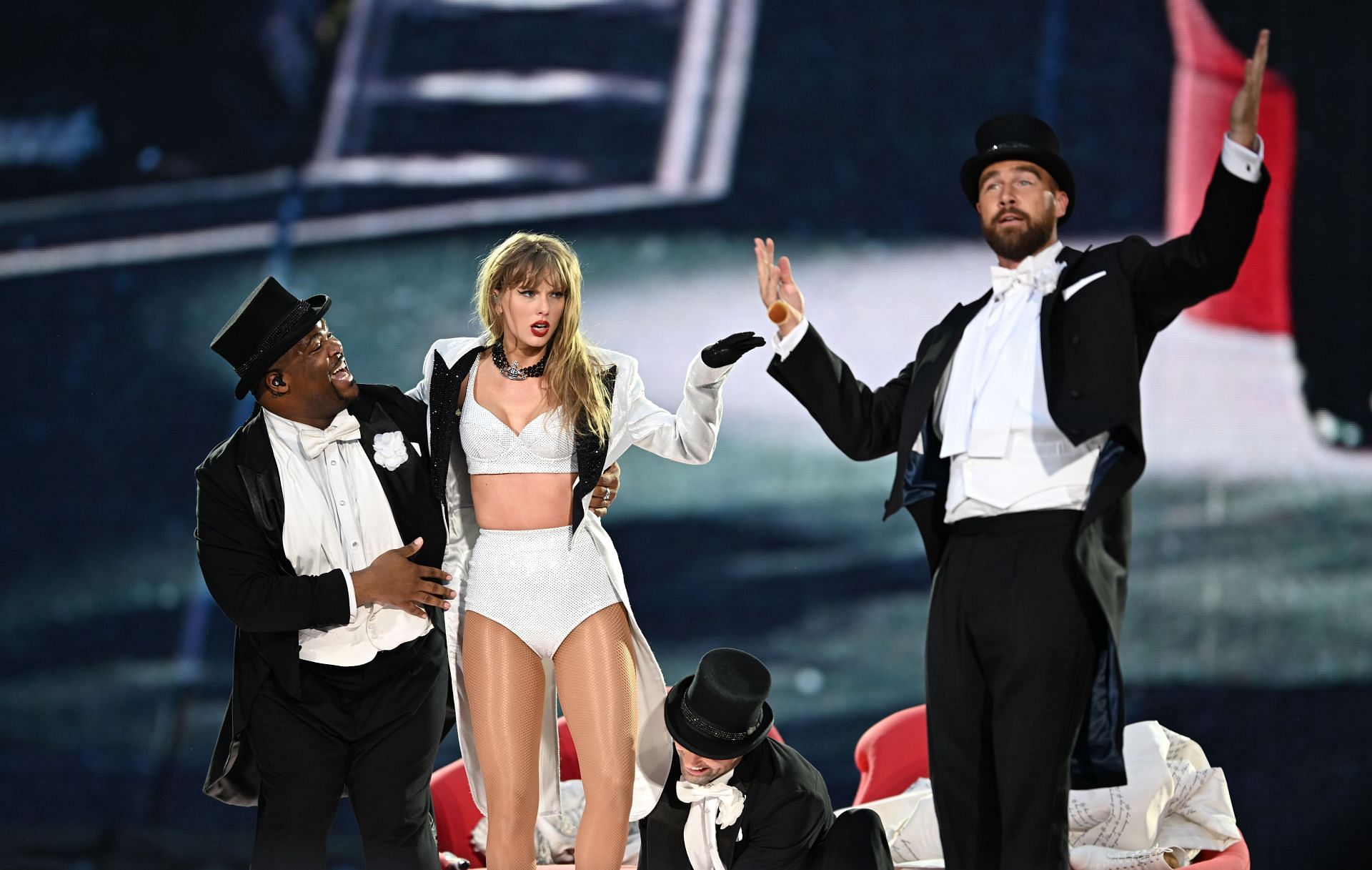 Night Three Of Taylor Swift | The Eras Tour - London, UK (Image via Getty)
